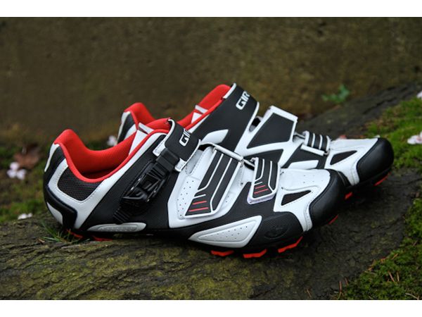 Zapatilla Ciclismo Montaña Giro Code Suela Carbono Ec90