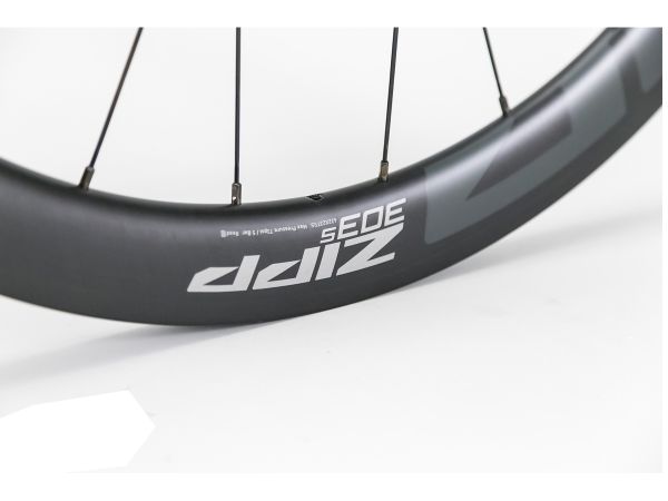 Rueda Zipp Ruta 303 S Carb Clincher Tubeles Del 700c 12X100mm Disc