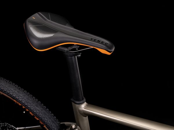 Bicicleta de Gravel Aluminio Cube Nuroad EX 28