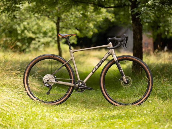Bicicleta de Gravel Aluminio Cube Nuroad EX 28