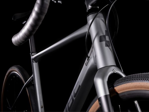 Bicicleta de Gravel Aluminio Cube Nuroad Pro 28