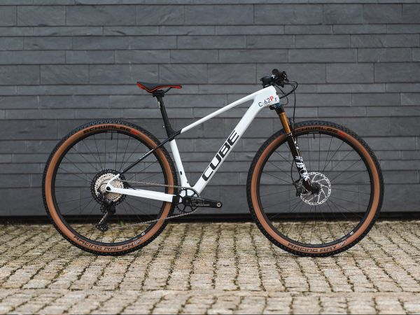 Bicicleta de Montaña Cube Elite C:62 Pro Carbono