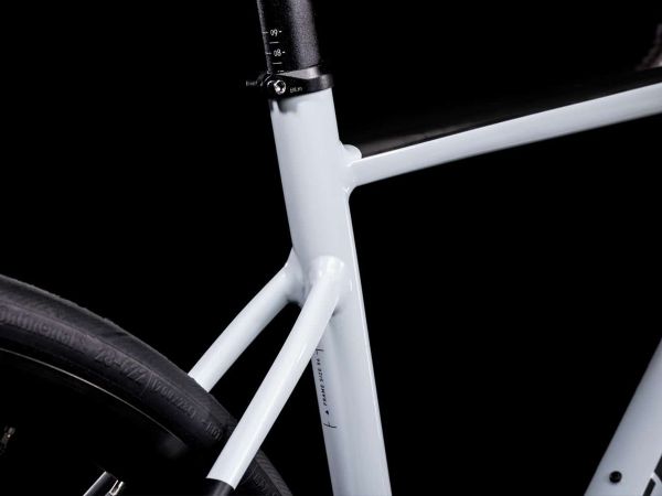 Bicicleta de Ruta Aluminio Cube Attain Pro 28
