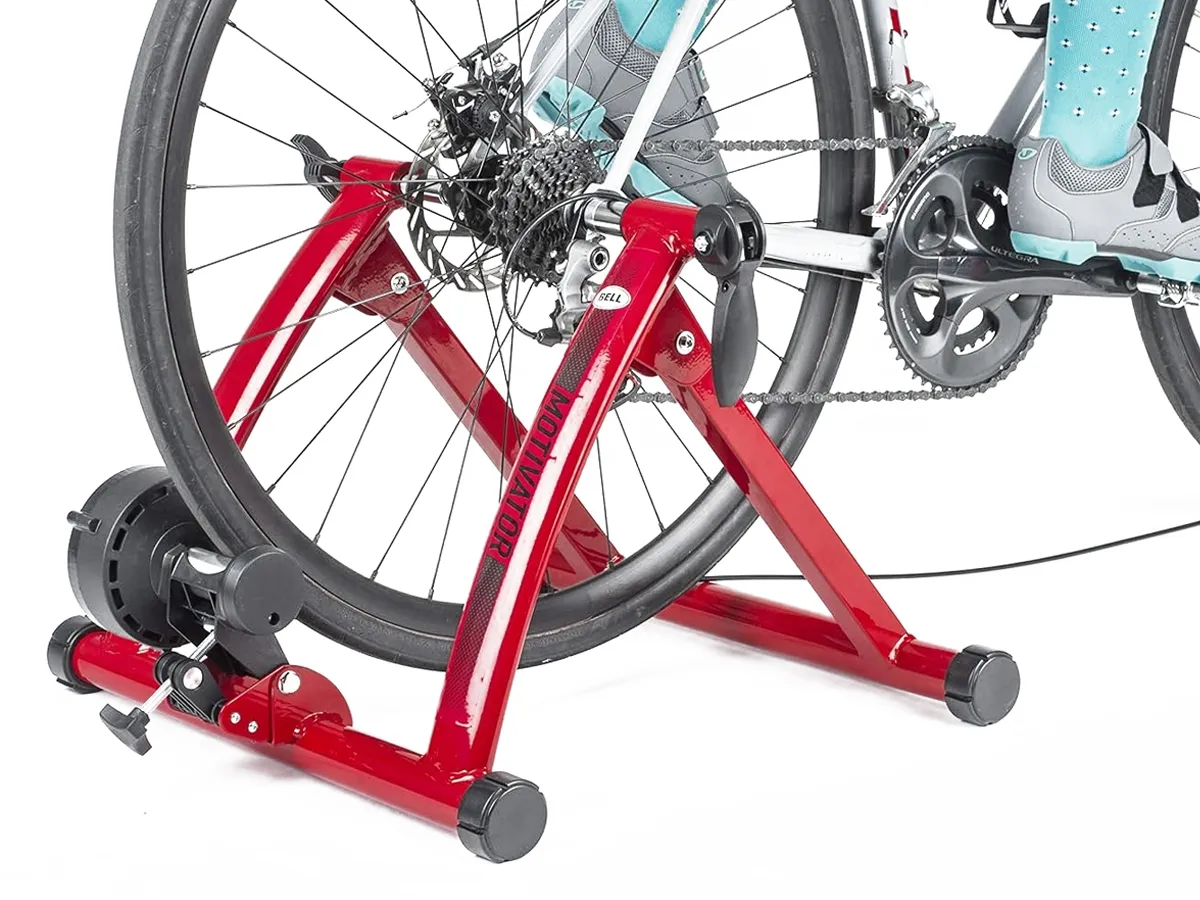 Rodillo Entrenamiento Ciclismo BELL Motivator 2.0 Magnetic Resistance